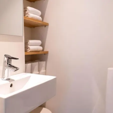 Stunning Downtown Retreat