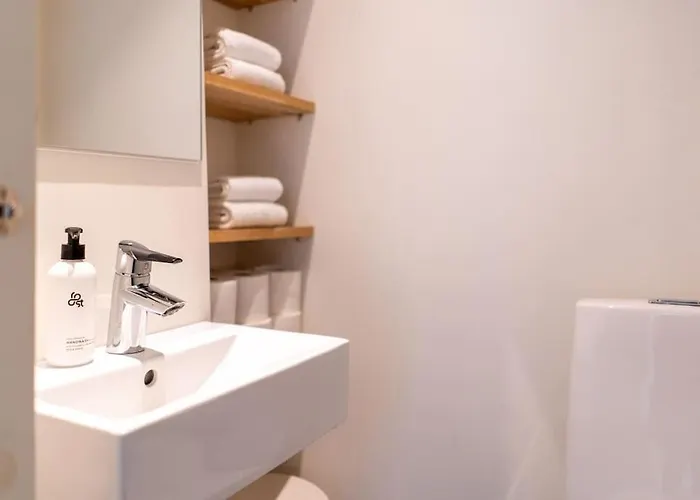 Stunning Downtown Retreat